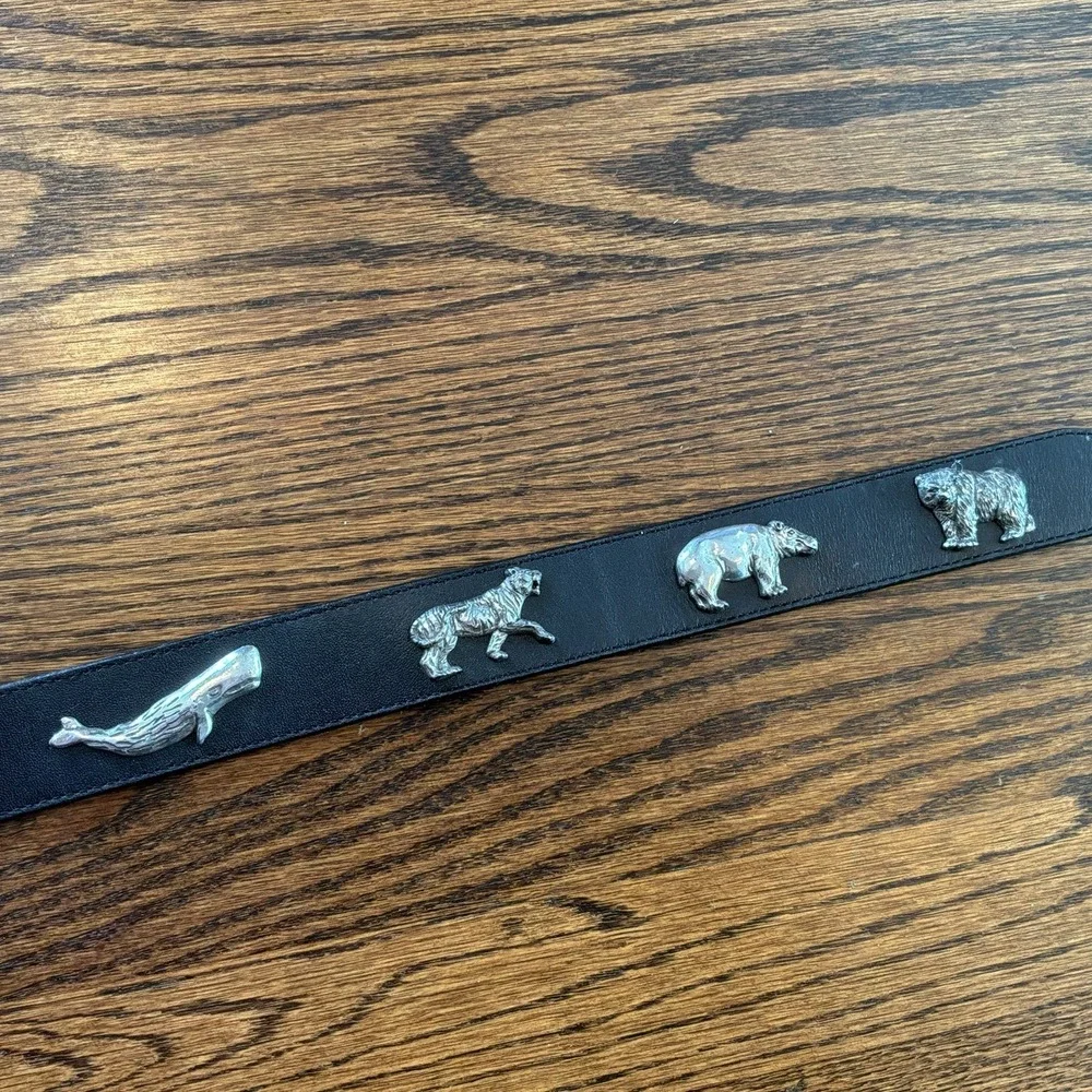 Vintage HONEST Genuine Leather Belt 32 Animal Safari Zoo Pewter Concho 90's